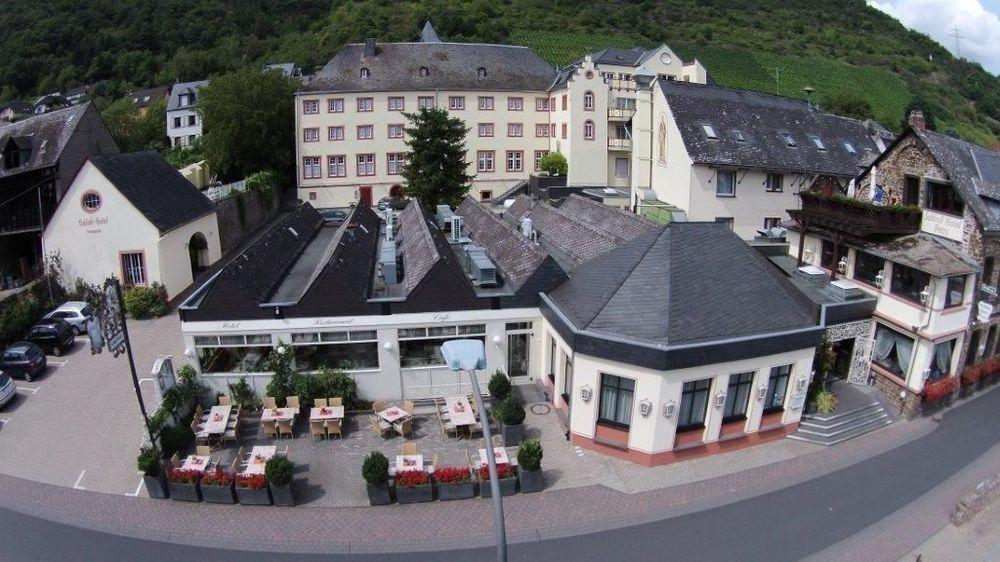 Schloss-Hotel Petry Трайс-Карден Экстерьер фото